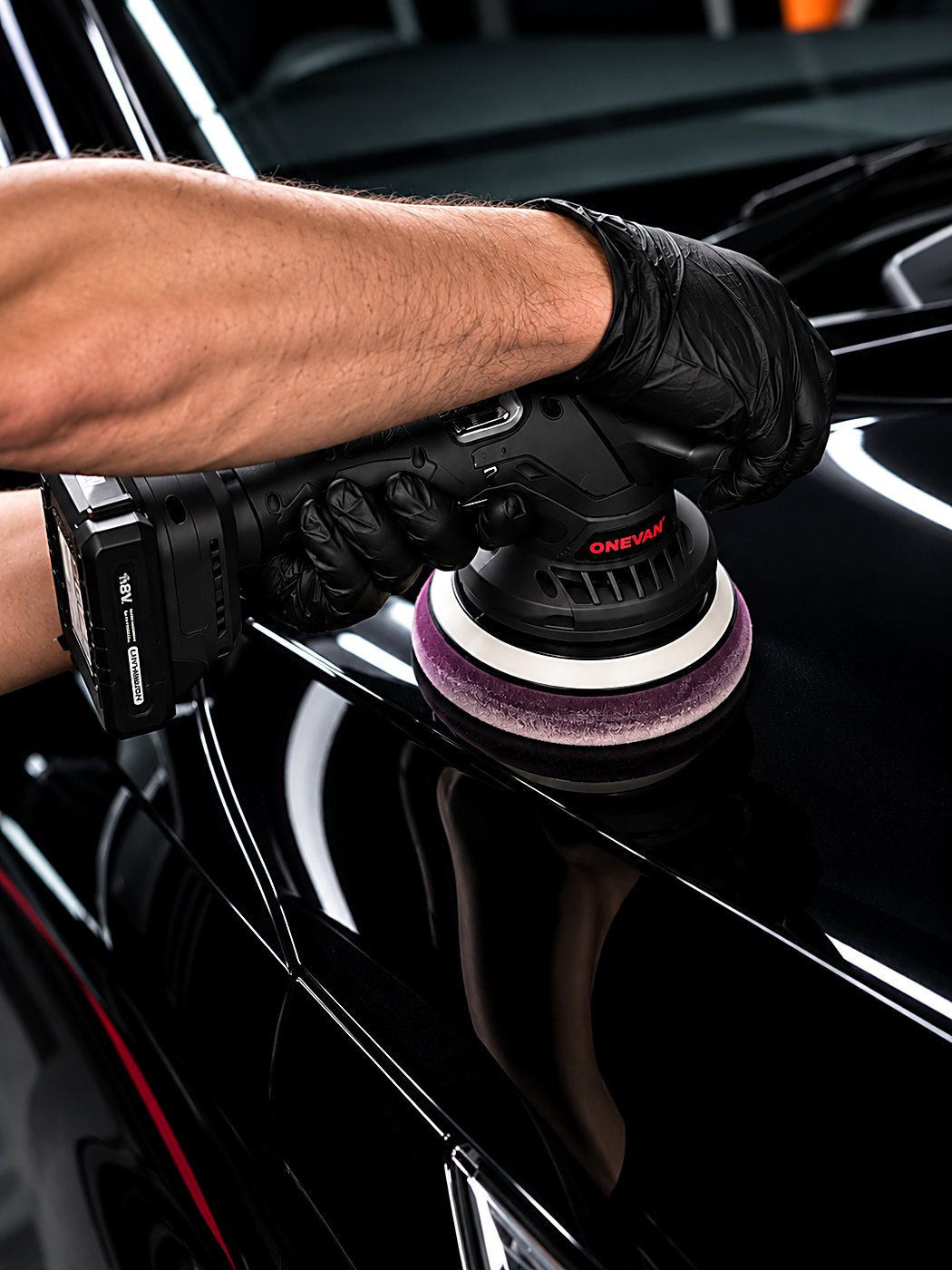 Dual-action polisher correcting gloss black paint